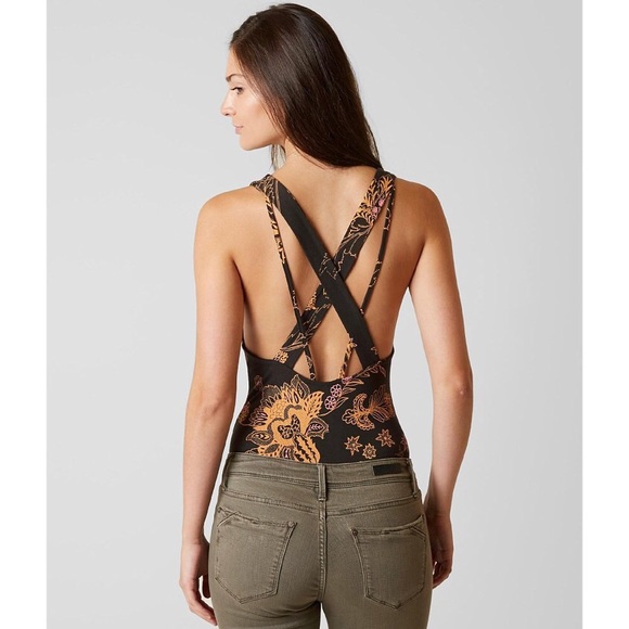 new ❦ Free People ❦ Pretty Bodysuit ❦ Black Floral - Picture 4 of 8
